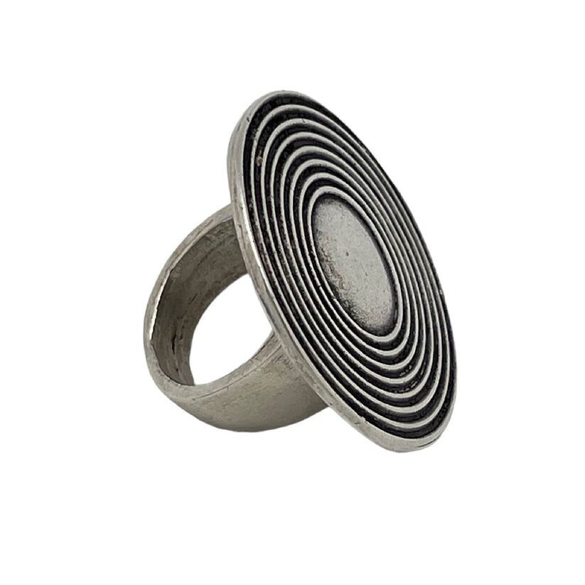 Anello placcato in argento con disco "Azca".