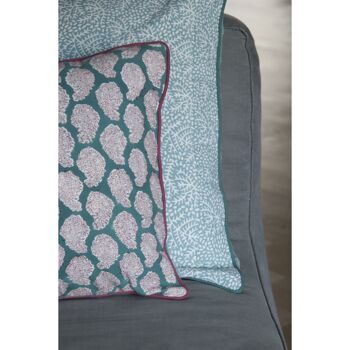 Coussin Shanti bleu 40 x 60 cm 4