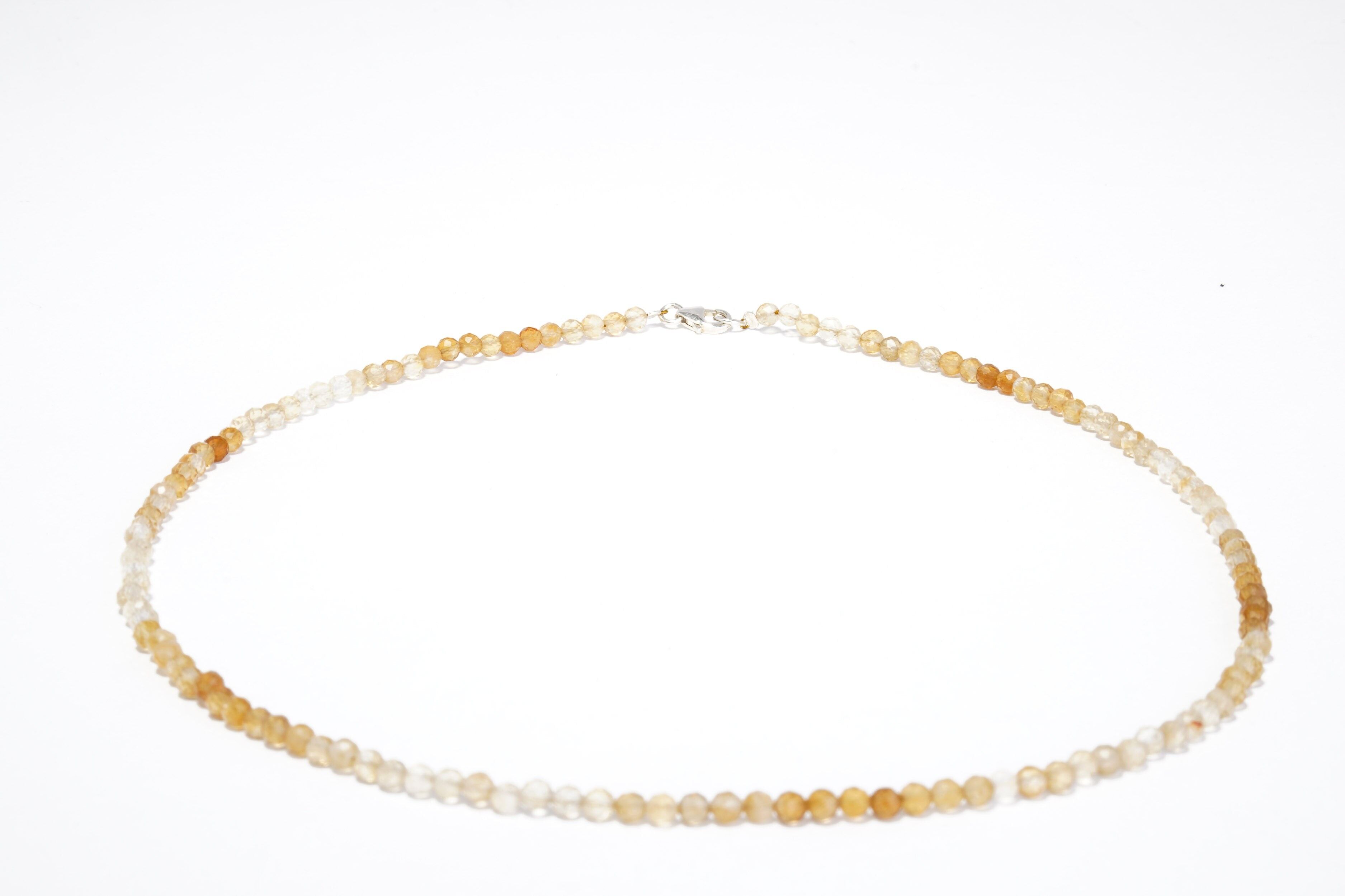 Collar de citrino de aproximadamente 3 mm facetado con cierre de plata 925