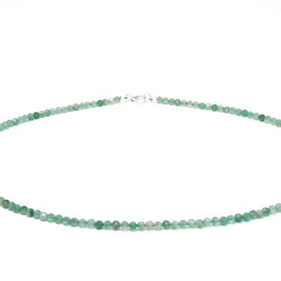 Collar de piedras preciosas de jade verde de aproximadamente 3 mm facetado con cierre de plata 925