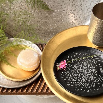 BLACK BRASS CUP ENGRAVED 'ARABESK'