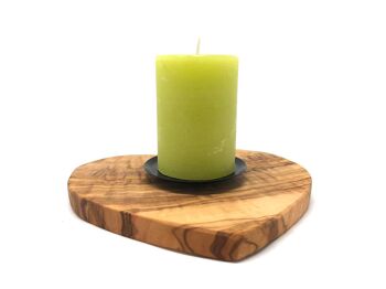 Bougeoir sur pied en forme de cœur en bois d'olivier 2