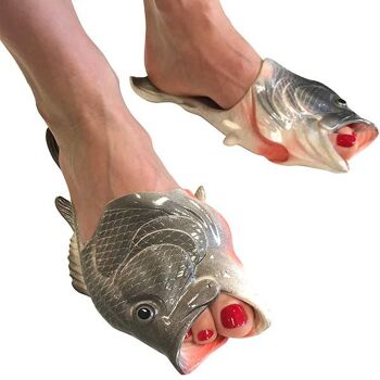 Fishy Feet - Truites argentées, Cadeaux de nouveauté, Cadeaux d’été, Chaussures de plage 3