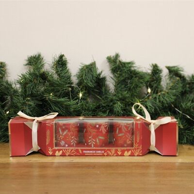 Cracker-Geschenkbox mit Winterbeeren-Kerzentöpfen