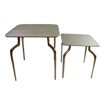 Set di 2 tavolini quadrati in metallo argentato