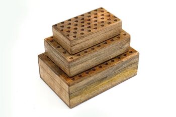 Ensemble de trois boîtes en bois à motif cœur 1