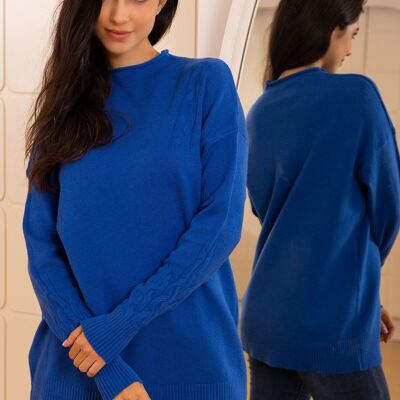 Regular fit soft knit sweater with long sleeves