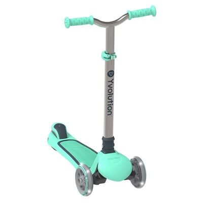 YVOLUTION GREEN AIR THREE WHEELS SCOOTER