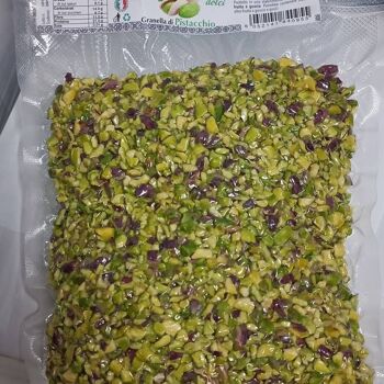 Grains de pistaches emballés sous vide de haute qualité de 500 gr. 1