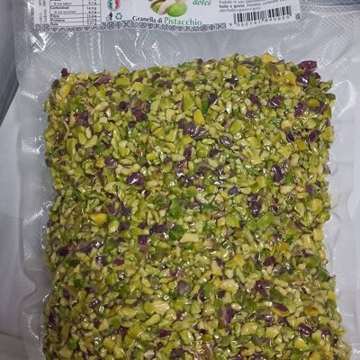 High quality vacuum-packed pistachio grains of 500 gr.