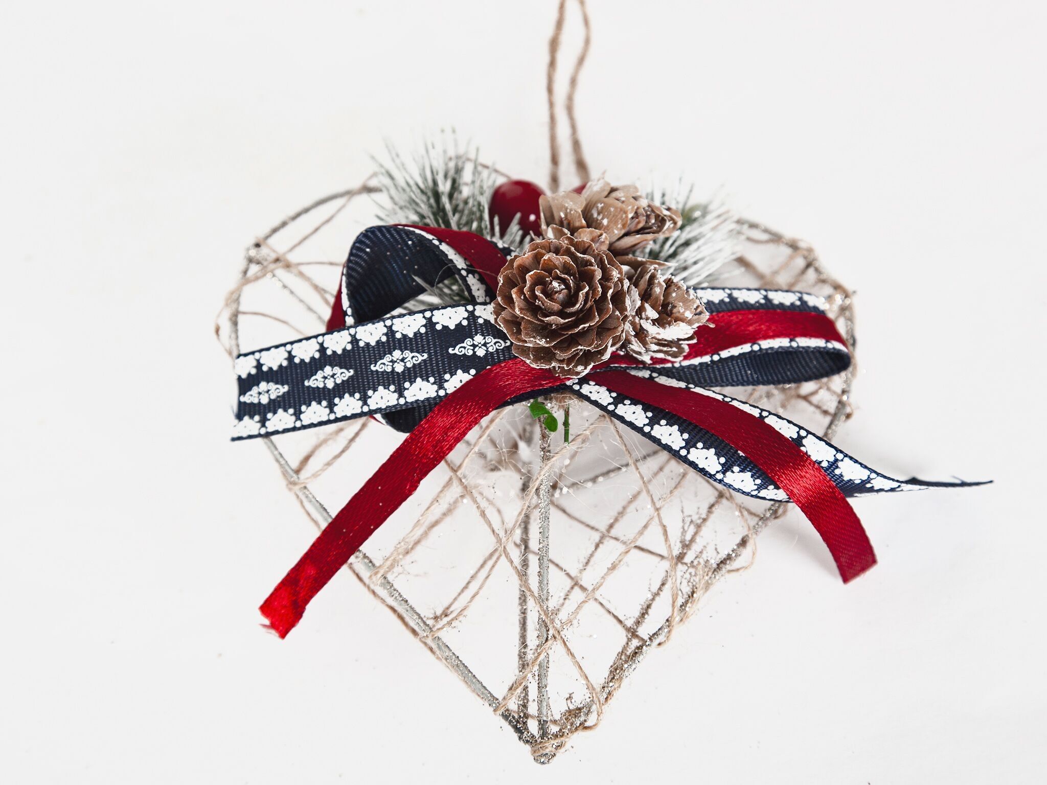 DECORAZIONE ALBERO DI NATALE CON CUORE IN METALLO HM843172