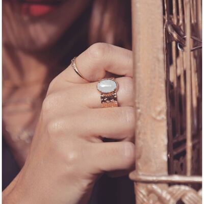 SAIGON Ring in Gold Plated and Moonstone