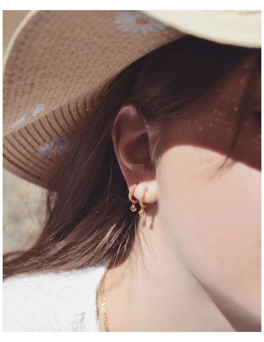 LOMBOK Orecchini a cerchio in placcato oro e zirconio