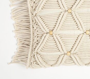 Housse de coussin lombaire à franges et perles en macramé 2