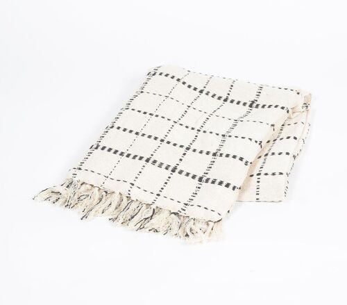 Handcrafted Checkered Cotton Throw