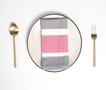 Serviettes de table rayées roses et grises (Ensemble de 4) 3