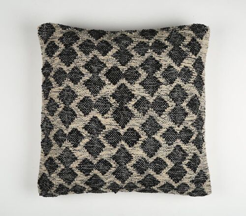 Diamond Patterned Woolen Cushion Cover