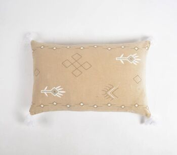 Housse de coussin lombaire en velours brodé et pompon tribal 1