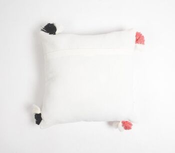 Housse de coussin en coton à pompons Kitty brodée 6