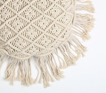 Housse de coussin ronde à pompons en macramé 6