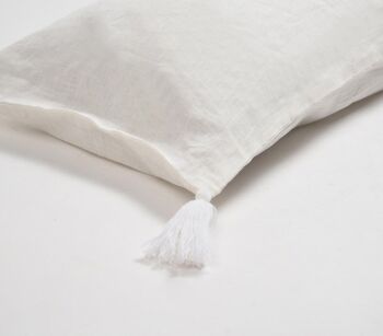 Housse de coussin lombaire à pompons en coton blanc teint monotone, 14 x 20 pouces 2