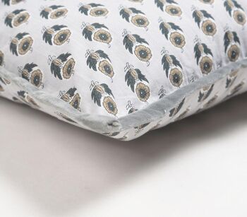 Housse de coussin en coton gris floral avec bordure passepoilée, 18 x 18 pouces 2