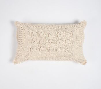 Housse de coussin lombaire en coton au crochet avec applique florale, 20 x 12 pouces 1