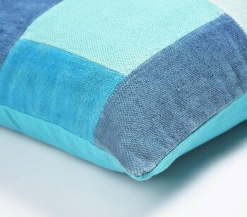 Housse de coussin en coton patchwork Azure, 24 x 24 pouces 2