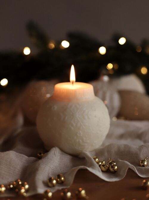 Christmas ornament candle