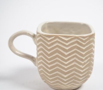 Tasse à café en céramique à chevrons taupe 3