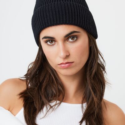 Recycled Knitted Beanie in Black