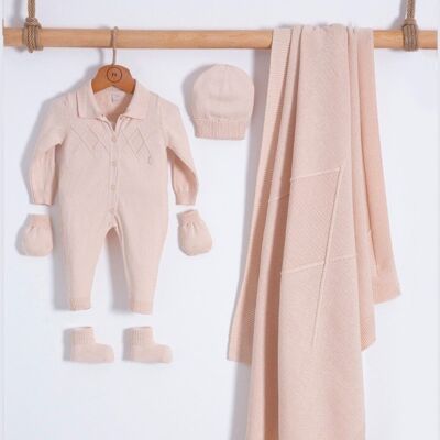 Ensemble de tricots pour nouveau-né biologique pour garçon en beige, design moderne