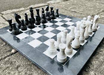 Jeu d'échecs en marbre vintage noir et blanc 15" fait à la main 3