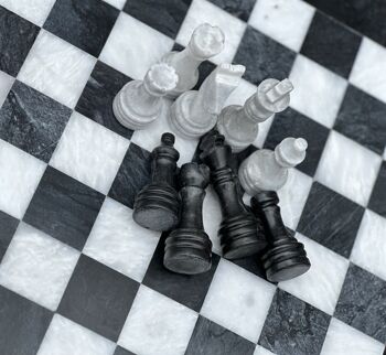 Jeu d'échecs en marbre vintage noir et blanc 15" fait à la main 6