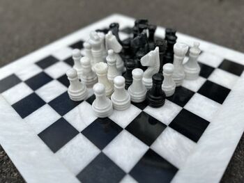 Jeu d'échecs en marbre blanc et noir fait à la main 15" 4