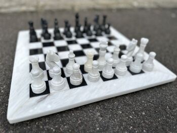 Jeu d'échecs en marbre blanc et noir fait à la main 15" 6