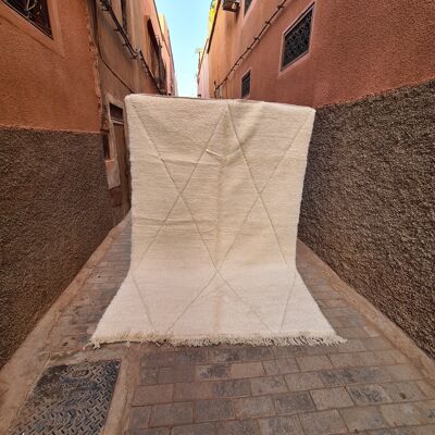 Beni Ouarain Berberteppich aus reiner Wolle, 198 x 292 cm
