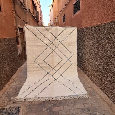 Tappeto berbero Beni Ouarain in pura lana 198 x 310 cm