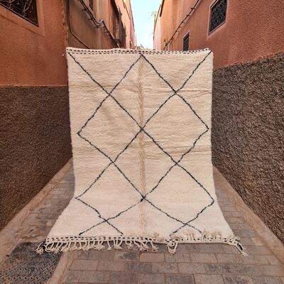 Beni Ouarain Berberteppich aus reiner Wolle, 200 x 293 cm