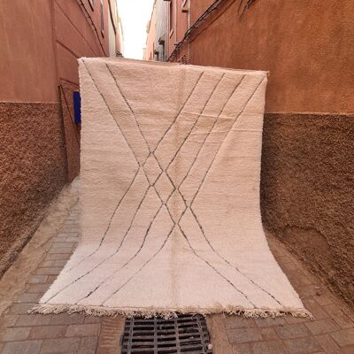 Beni Ouarain Berberteppich aus reiner Wolle, 208 x 300 cm