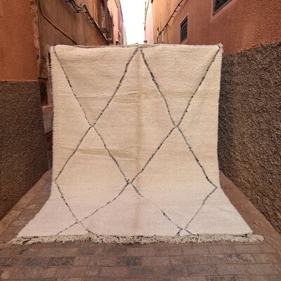 Alfombra bereber Beni Ouarain de pura lana 234 x 300 cm VENDIDA