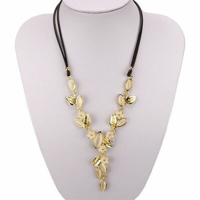 Elegantes Collier mit Cateyesteinen 3