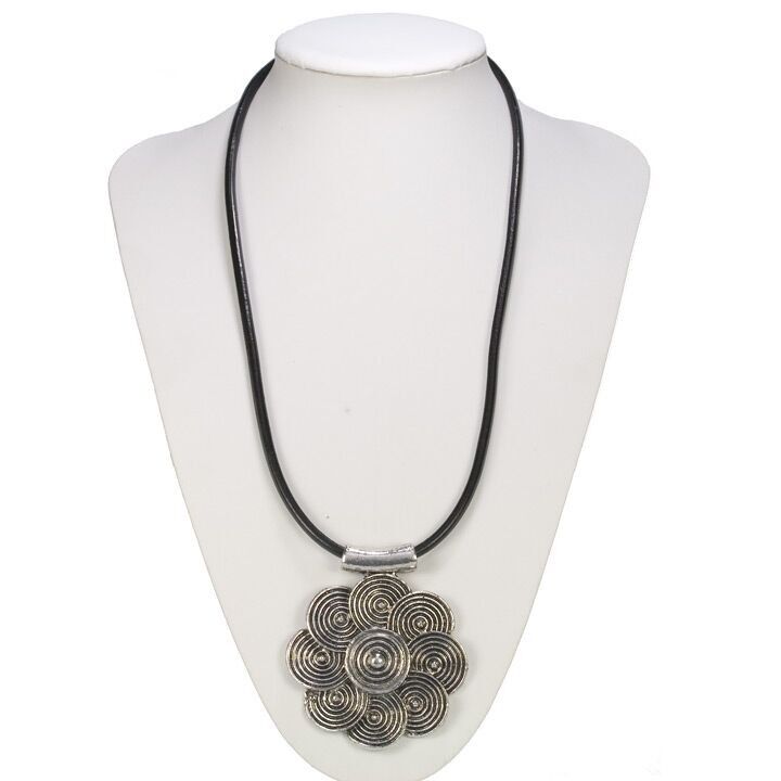 Collana di trifoglio