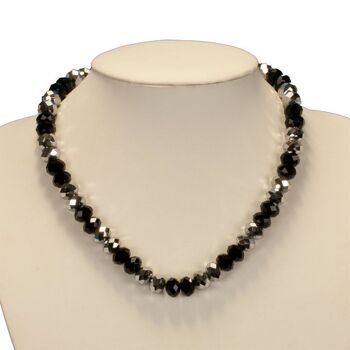 Collier avec perles de verre taillées, argent-noir 1