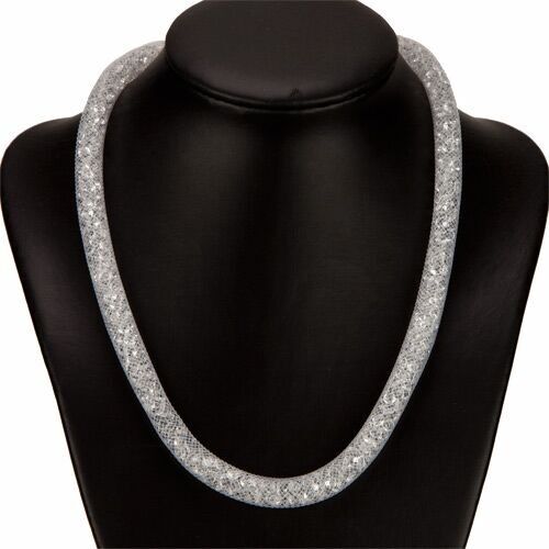 Catena a maglie con pietre e chiusura magnetica, bianca