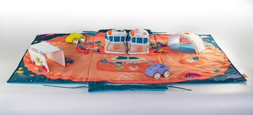 Miniland Preschool: TAPIS de JEU ESPACE, avec éléments 3D et 2 voitures, plié comme  sac avec poignée