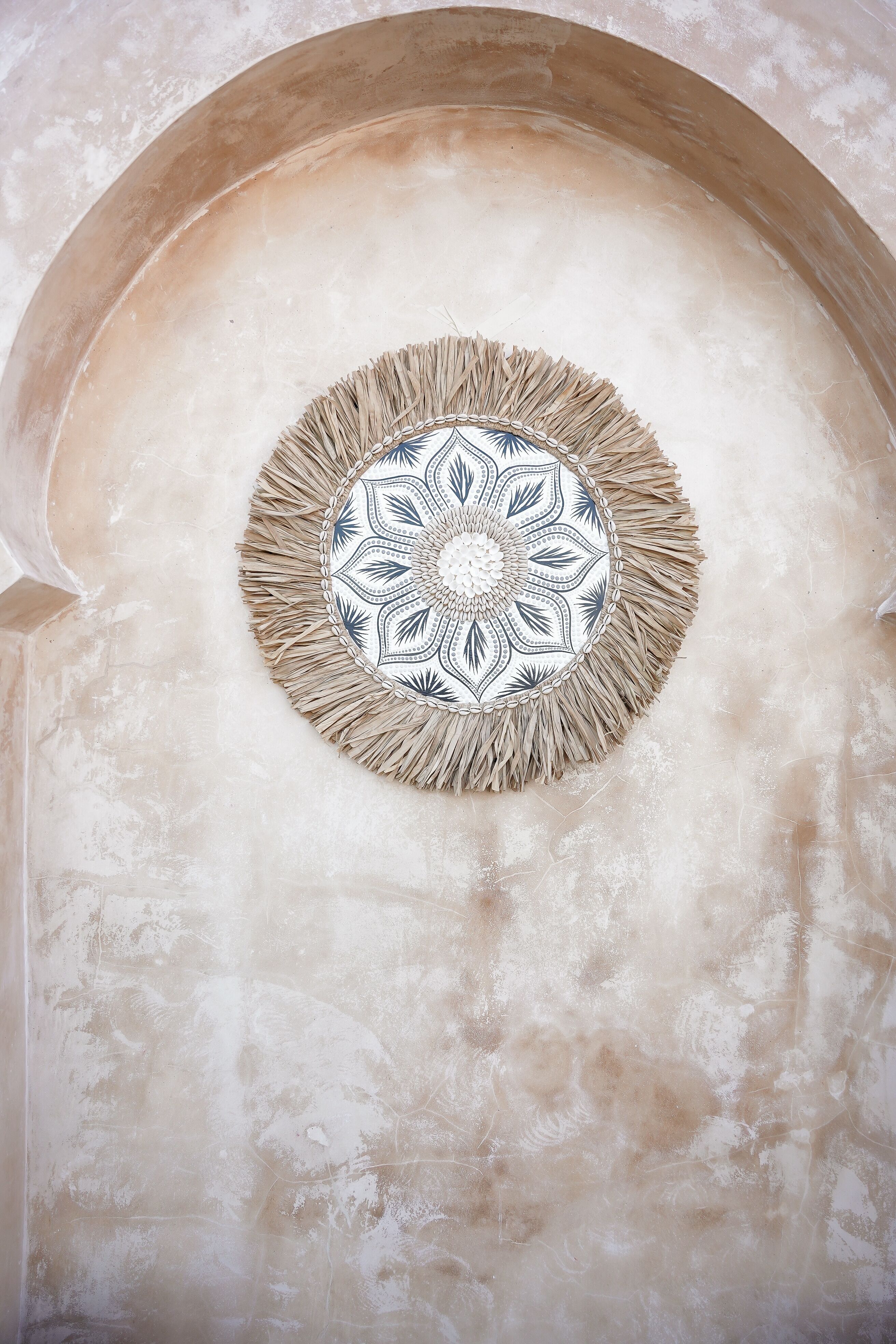 Decorazione da parete rotonda - Mandala in rafia - Nero Bianco Marrone - Boemo - Scimmia hippie