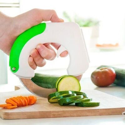 Chop and Roll - The Revolutionary Circular Knife: Cut Quickly and Effortlessly!
