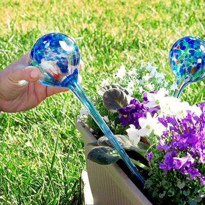 Aqua Loon - Pack of 2 Automatic Watering Balls