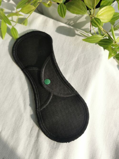 Reusable pantyliner pad -  small - light flow - organic cotton waterproof zorb